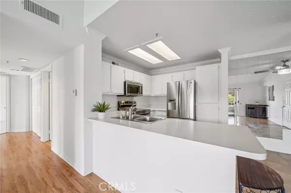 1995 Las Colinas CIR 307, Corona, CA 92879