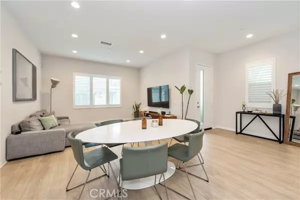 153 Spectacle, Irvine, CA 92618