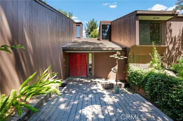 Hidden Hills, CA 91302,24865 Long Valley RD