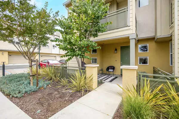 Hayward, CA 94544,26583 Greta LN