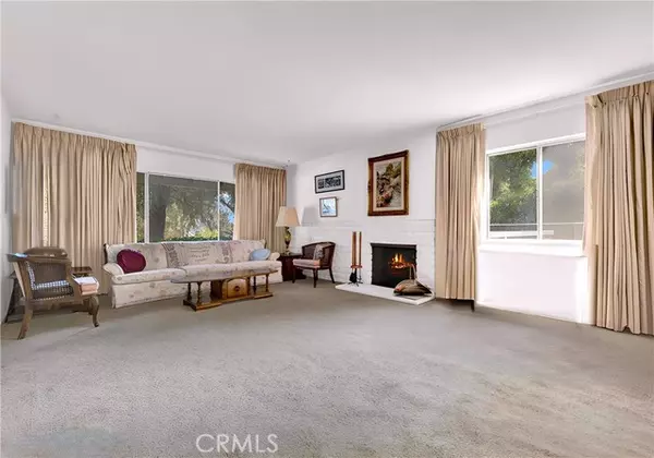 West Hills, CA 91304,8515 Eatough PL