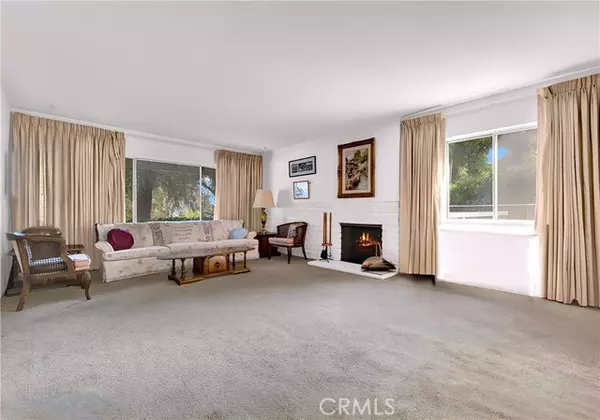 West Hills, CA 91304,8515 Eatough PL