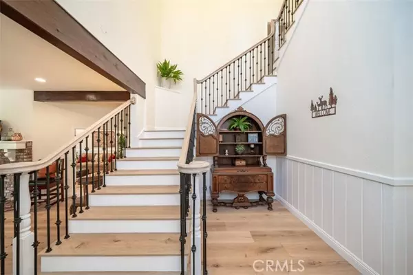 Lake Arrowhead, CA 92352,27598 Meadow Bay DR