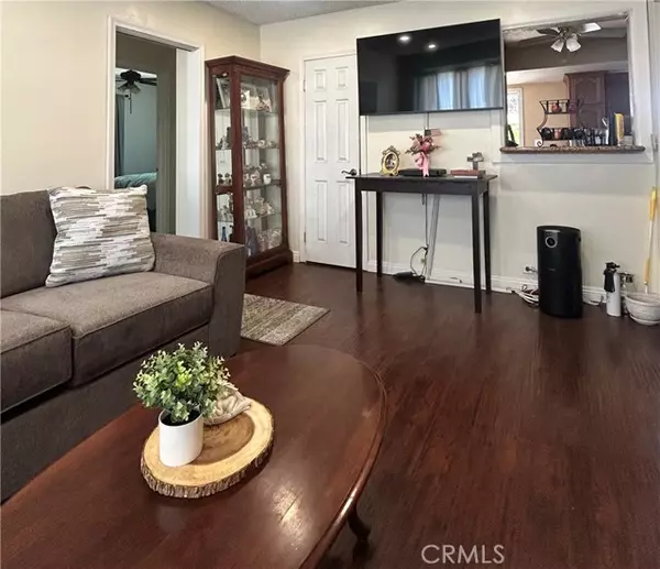 Pico Rivera, CA 90660,9411 Nan ST