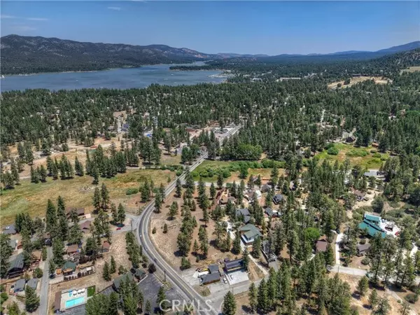 Big Bear Lake, CA 92315,39779 Big Bear BLD