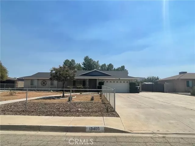 13405 Applewood RD, Apple Valley, CA 92308