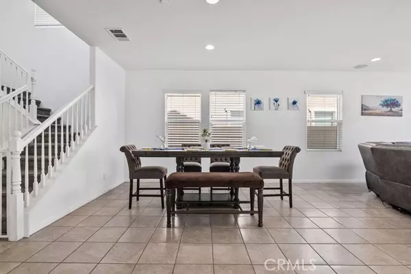 Pomona, CA 91766,706 Leather Oak LN