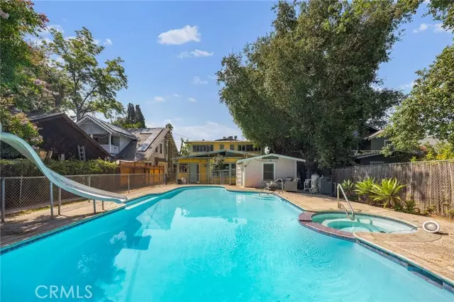 525 E Jackson ST, Pasadena, CA 91104