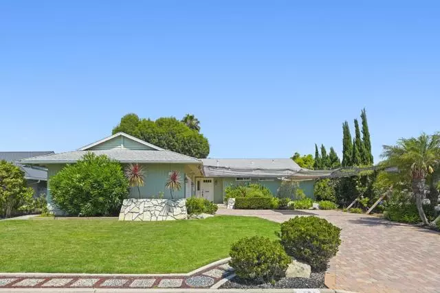 1051 La Reina DR, San Marcos, CA 92078