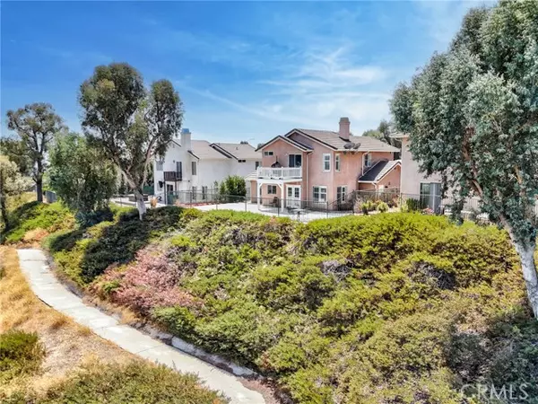 Sylmar, CA 91342,11930 Edgecliff AVE