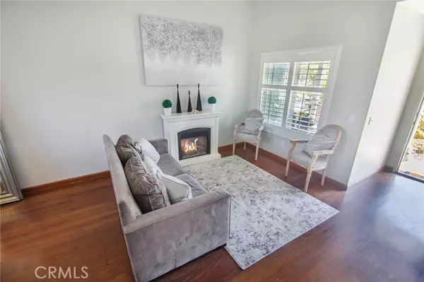 Sylmar, CA 91342,11930 Edgecliff AVE