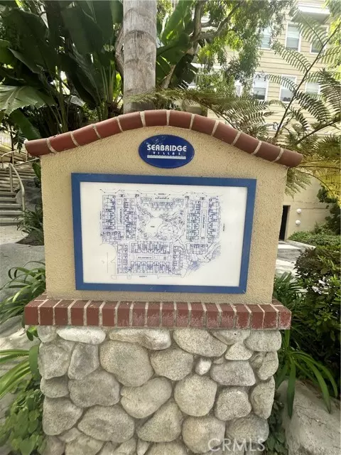 Huntington Beach, CA 92646,20301 Bluffside CIR D401