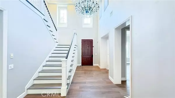 Irvine, CA 92602,121 Sunset