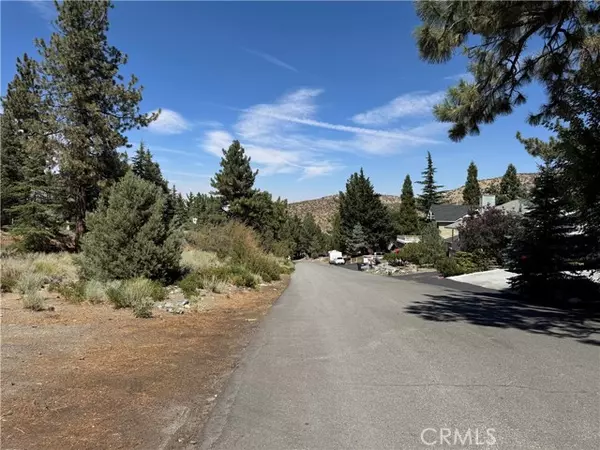 Wrightwood, CA 92397,0 Zermatt DR