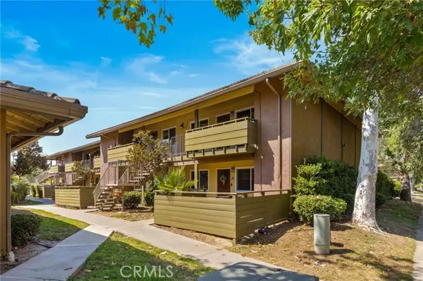 Escondido, CA 92027,2041 E Grand AVE 34