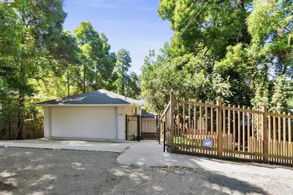 Oakland, CA 94611,2593 El Caminito