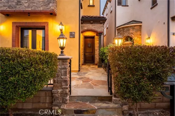 Huntington Beach, CA 92648,212 Baltimore AVE