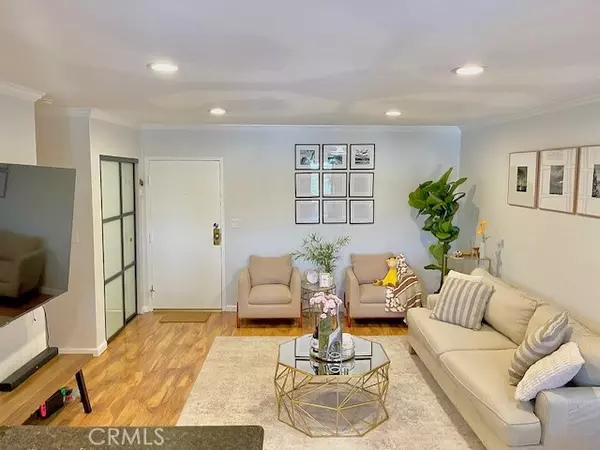 Tarzana, CA 91356,18530 Hatteras ST 309