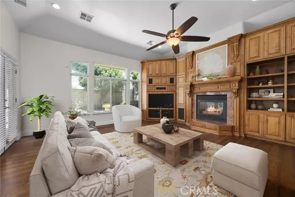 Bakersfield, CA 93312,9008 Golden Hawk CT