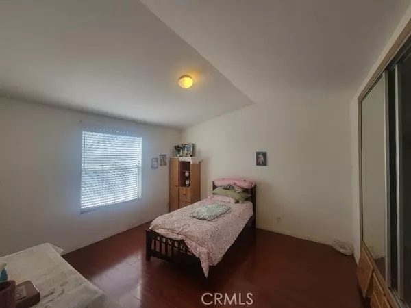 Santa Ana, CA 92704,432 S Harbor BLD 64