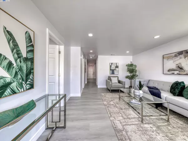 Union City, CA 94587,33603 3Rd St