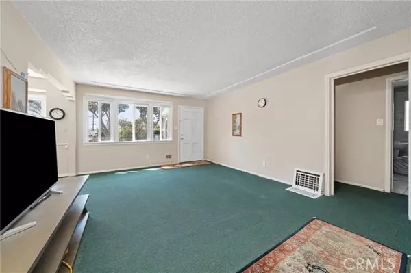 South Gate, CA 90280,5757 Wilson AVE