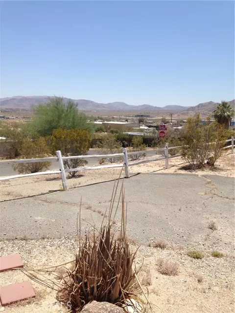 Twentynine Palms, CA 92277,6670 Pine Av