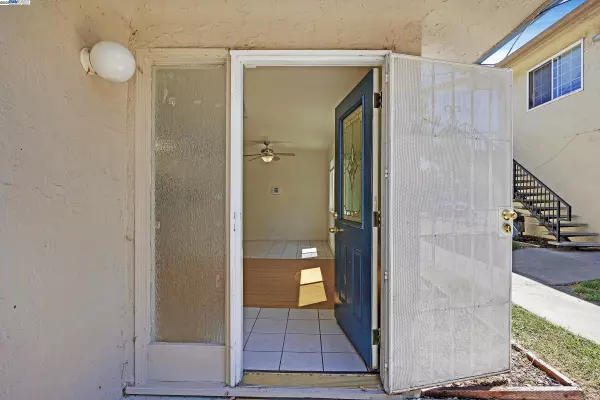 Antioch, CA 94509,2101 Lemontree Way 3