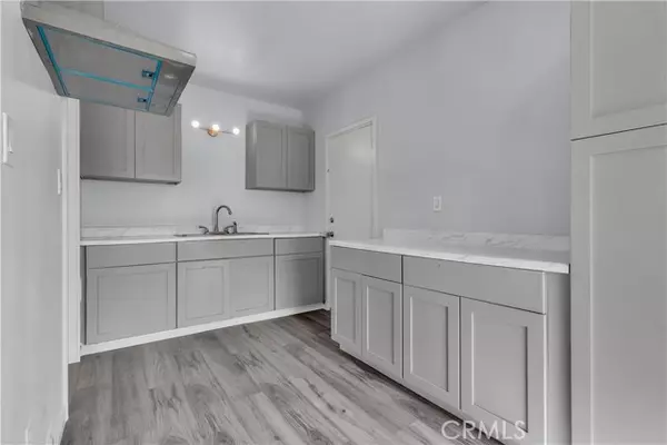 Bakersfield, CA 93307,8750 Greenfield Park DR