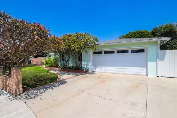 Long Beach, CA 90815,6361 Deborah St.