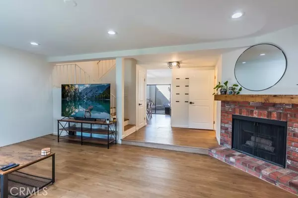 Sylmar, CA 91342,15230 Roxford ST 44