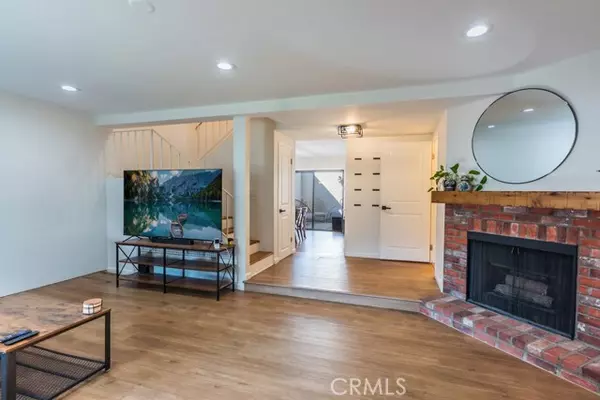 Sylmar, CA 91342,15230 Roxford ST 44