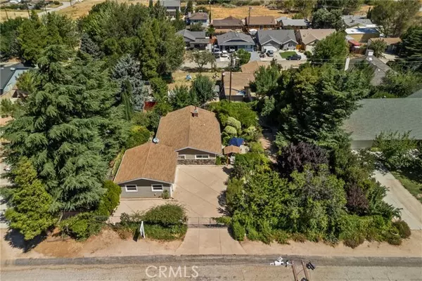 Lake Hughes, CA 93532,14329 Date Tree ST