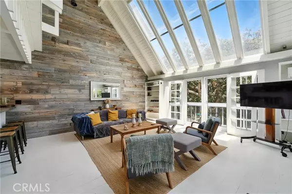 Marina Del Rey, CA 90292,33 Reef ST 8