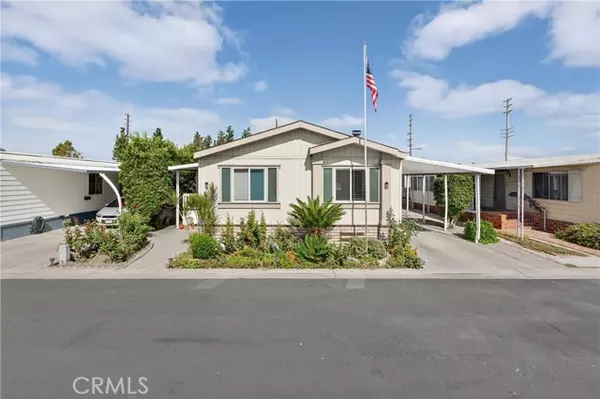 123 Madrid, Tustin, CA 92780