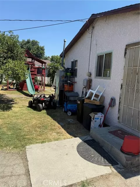 Bell Gardens, CA 90201,6539 Ajax AVE