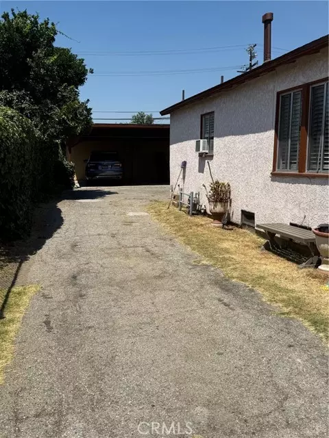 Bell Gardens, CA 90201,6539 Ajax AVE