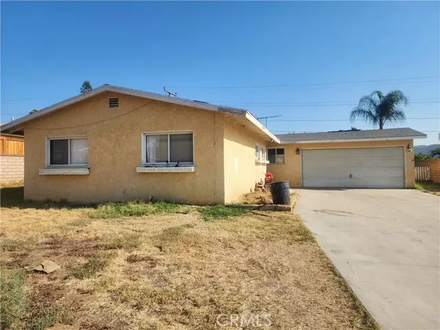 6355 Jade ST, Jurupa Valley, CA 92509