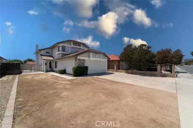 185 Peppertree DR, Perris, CA 92571
