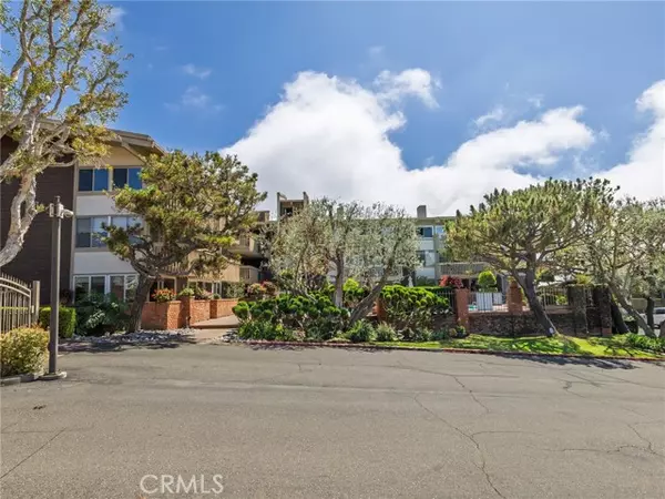 Rancho Palos Verdes, CA 90275,6526 Ocean Crest DR