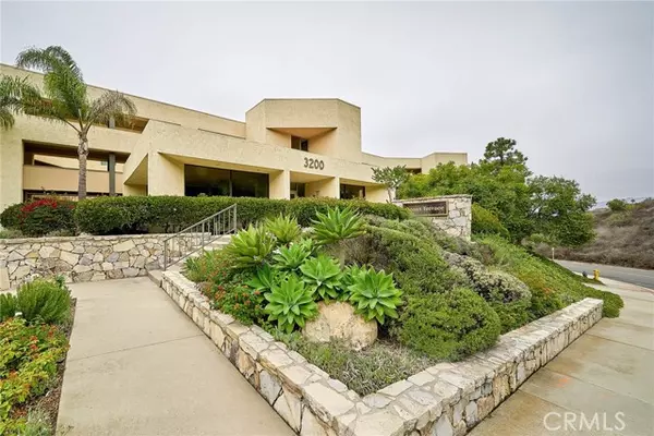 Rancho Palos Verdes, CA 90275,3200 La Rotonda DR 204