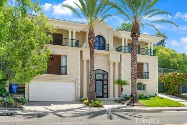 Beverly Hills, CA 90210,2784 Deep Canyon DR