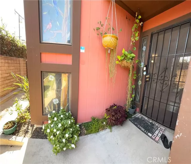 10031 Aspen CIR, Santa Fe Springs, CA 90670