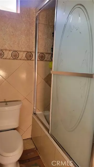 Maywood, CA 90270,4339 E 58th ST