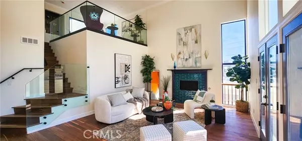 Los Angeles, CA 90049,11845 Mayfield AVE 303