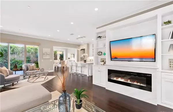 Irvine, CA 92620,56 Purple Jasmine