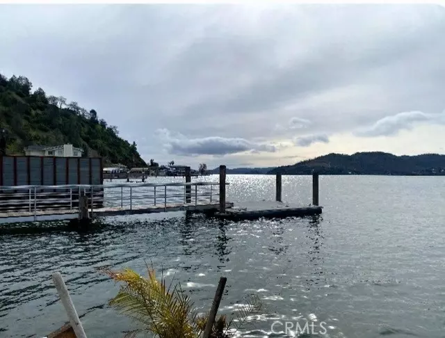 Clearlake, CA 95422,13130 Lakeshore DR