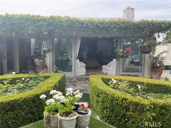 Corona Del Mar, CA 92625,4621 Wayne RD