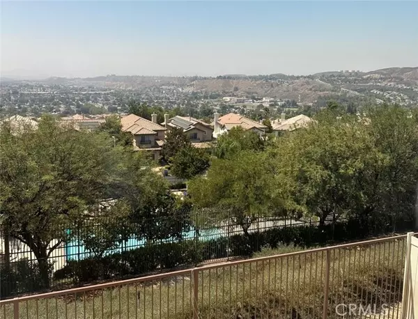 Canyon Country, CA 91351,27635 Sienna RDG