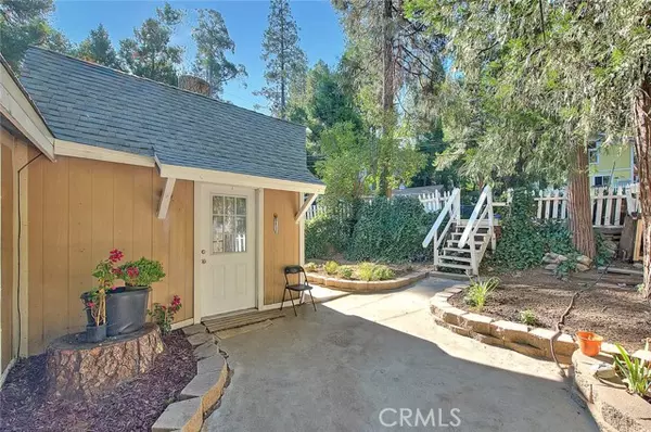 23924 Pioneer Camp RD, Crestline, CA 92325